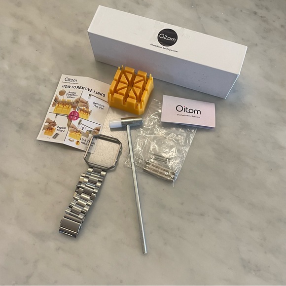 ☀️SALE☀️Fitbit Blaze with charger and bands - Picture 15 of 15